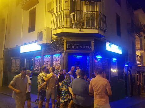 chat gay benidorm|Guía gay de Benidorm 2025: bares, clubes, saunas y más gay